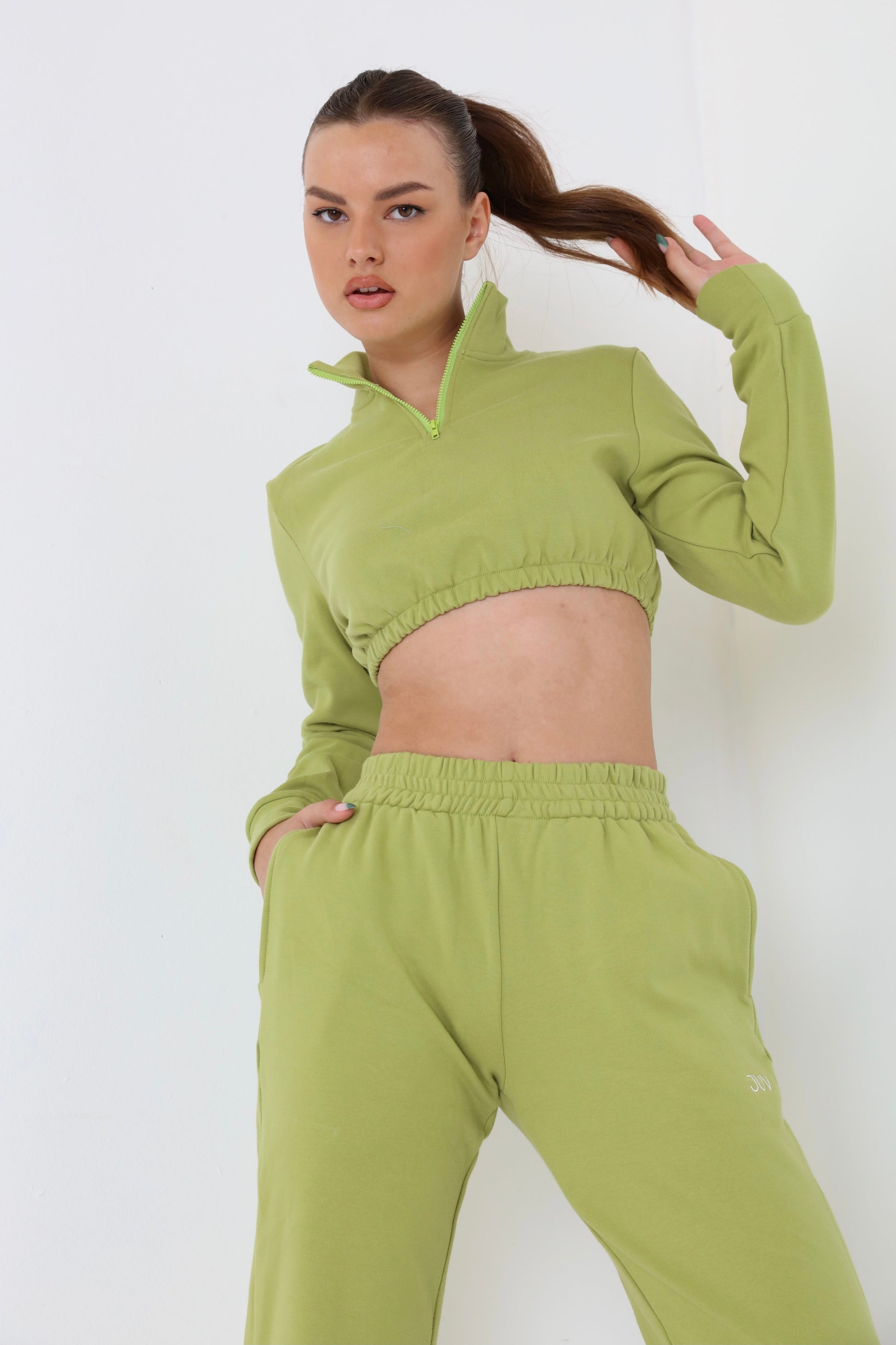 קרופ חולצת פוטר ירוק Cozy - JUV ACTIVEWEAR