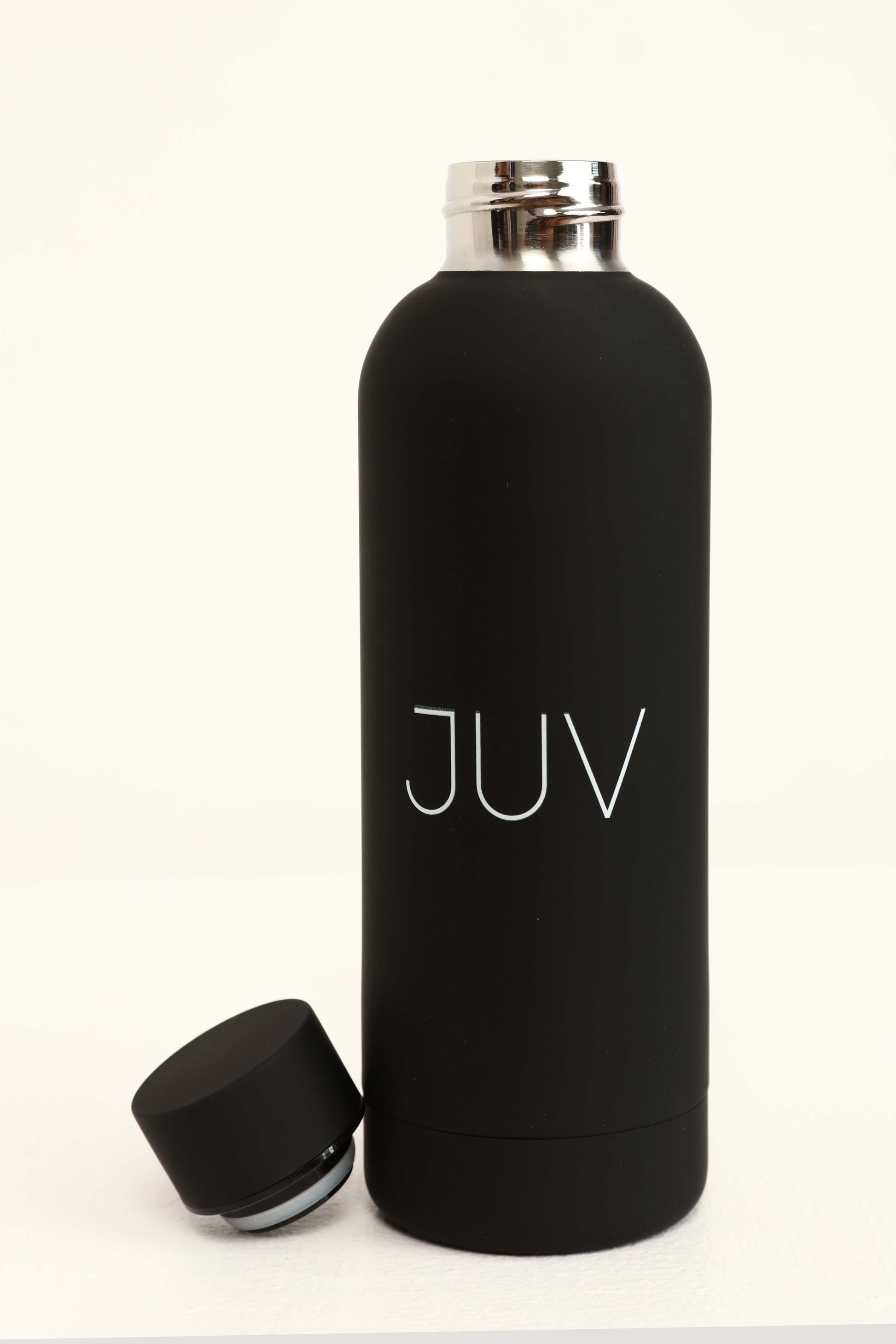 בקבוק שחור MIA - JUV ACTIVEWEAR