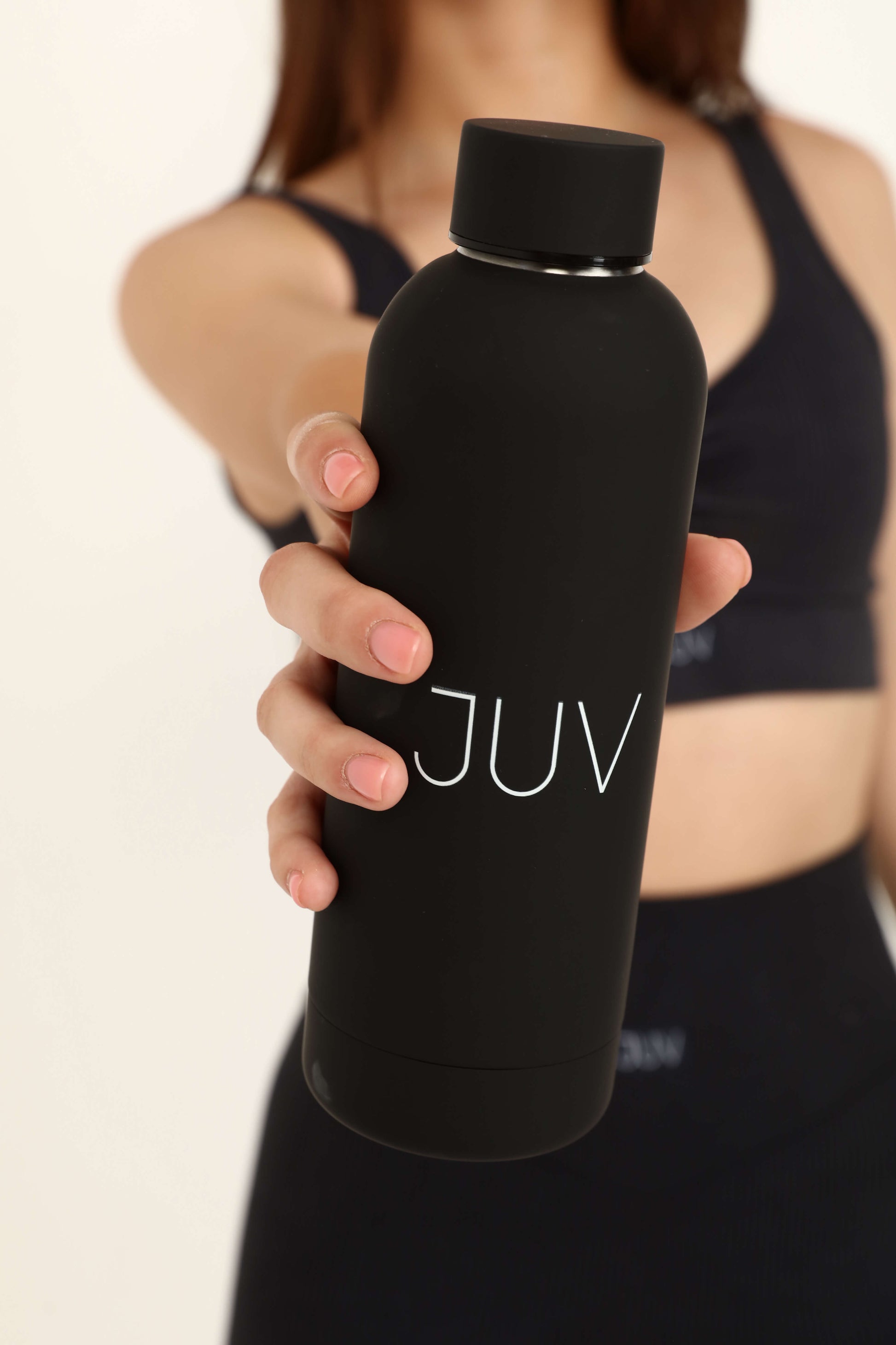 בקבוק שחור MIA - JUV ACTIVEWEAR